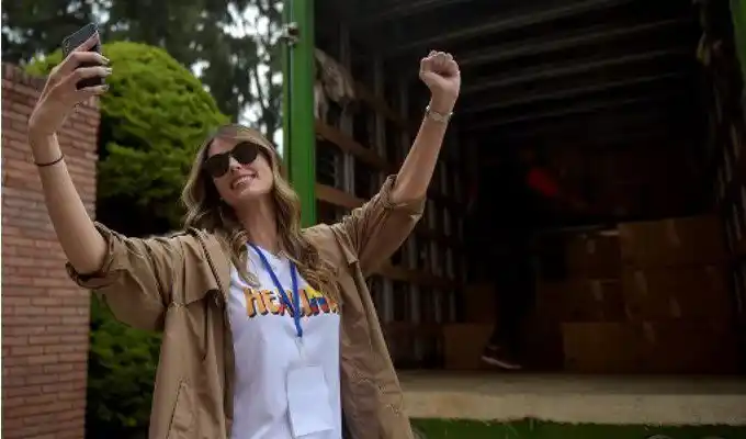 Te derretirás de ternura al ver cómo está el hijo de Stefanía Fernández (Foto)