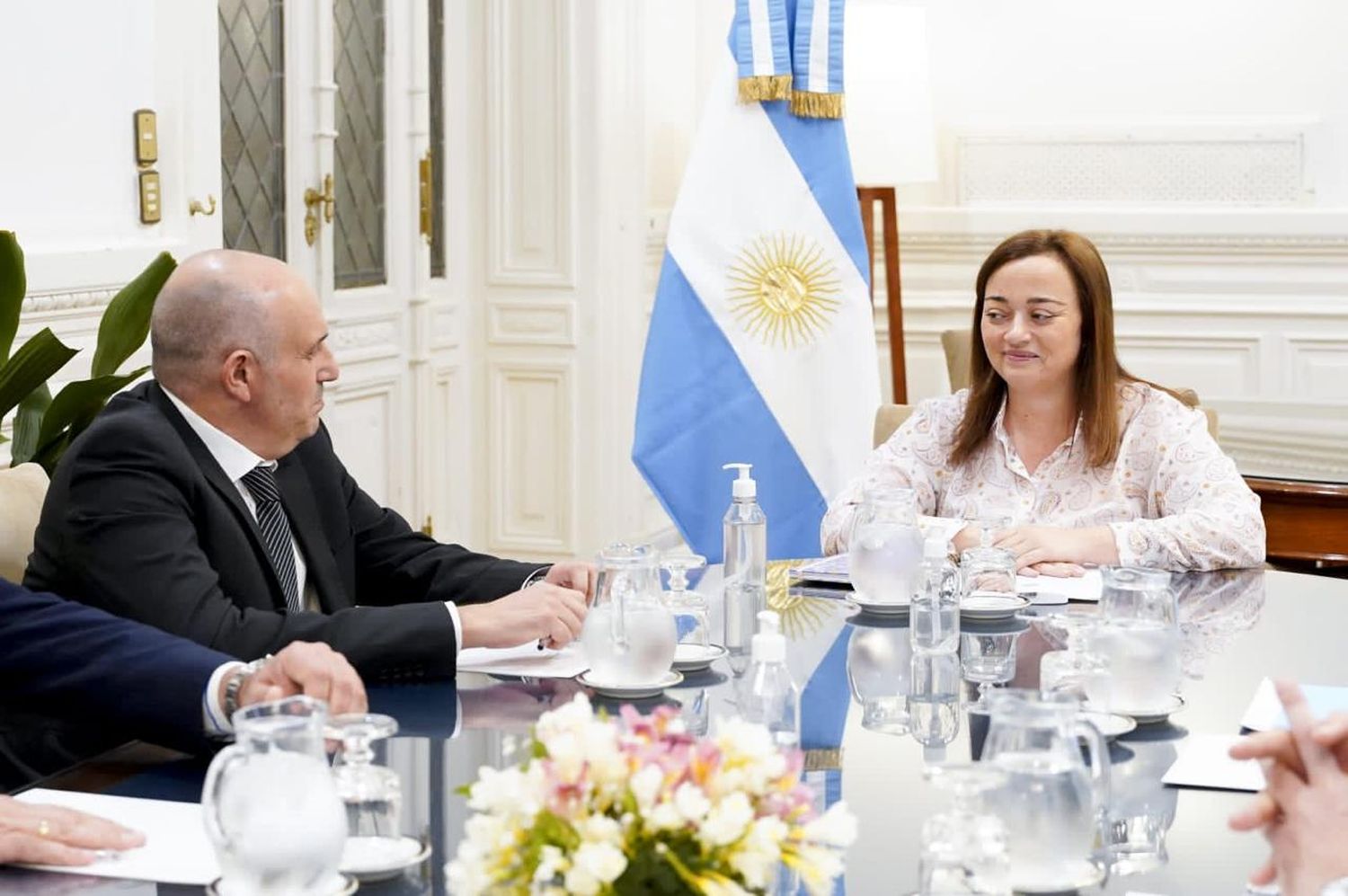 Cecilia Moreau recibió a Alexis Guerrera para analizar avances de la Ley de Alcohol Cero en Diputados