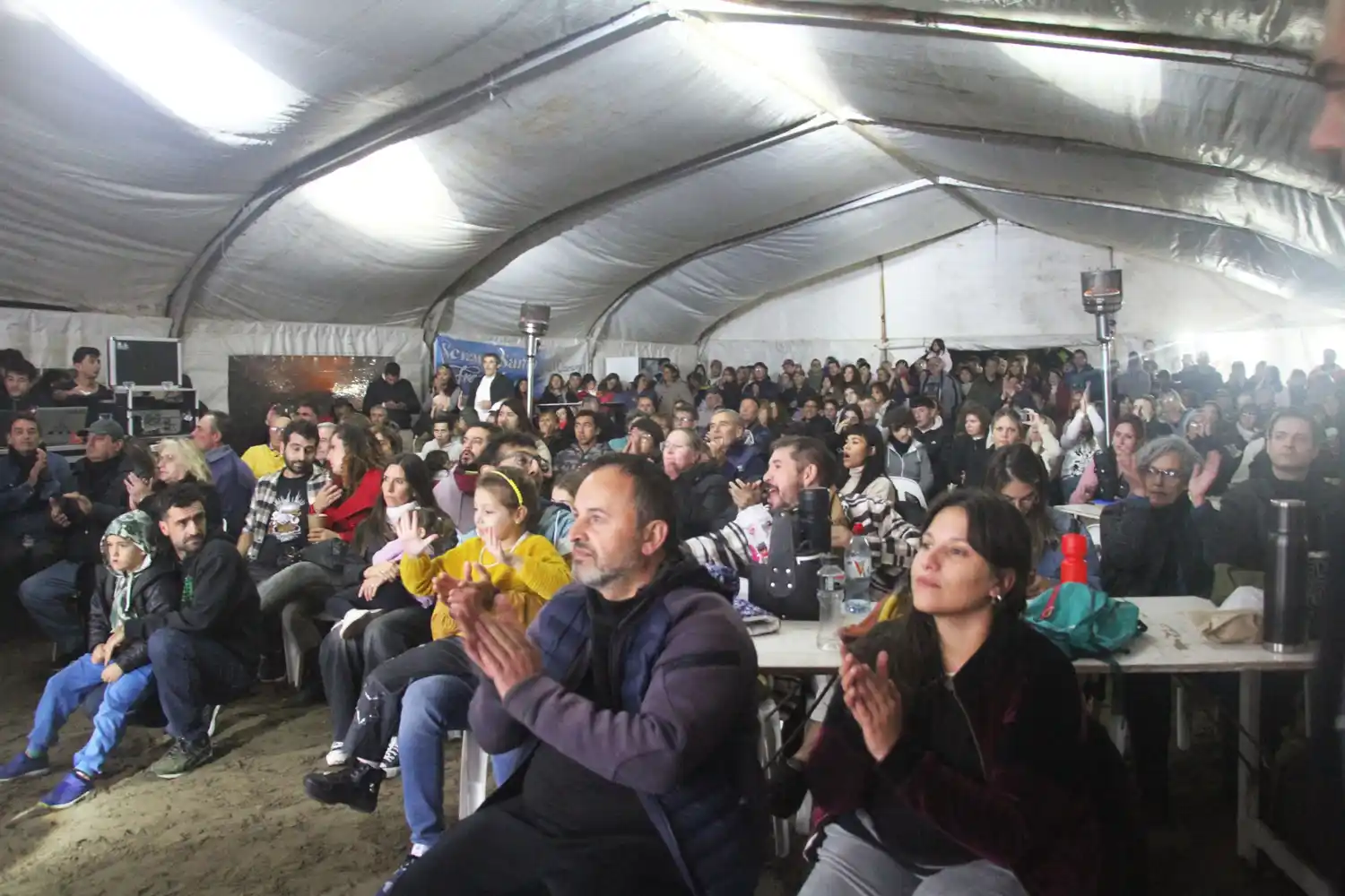 Con el Vía Crucis Viviente, Los Tipitos y Plan B sigue Semana Santa frente al mar