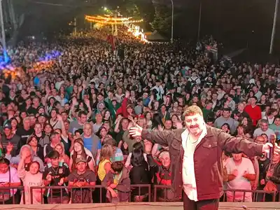 Amar Azul en la Fiesta del Queso