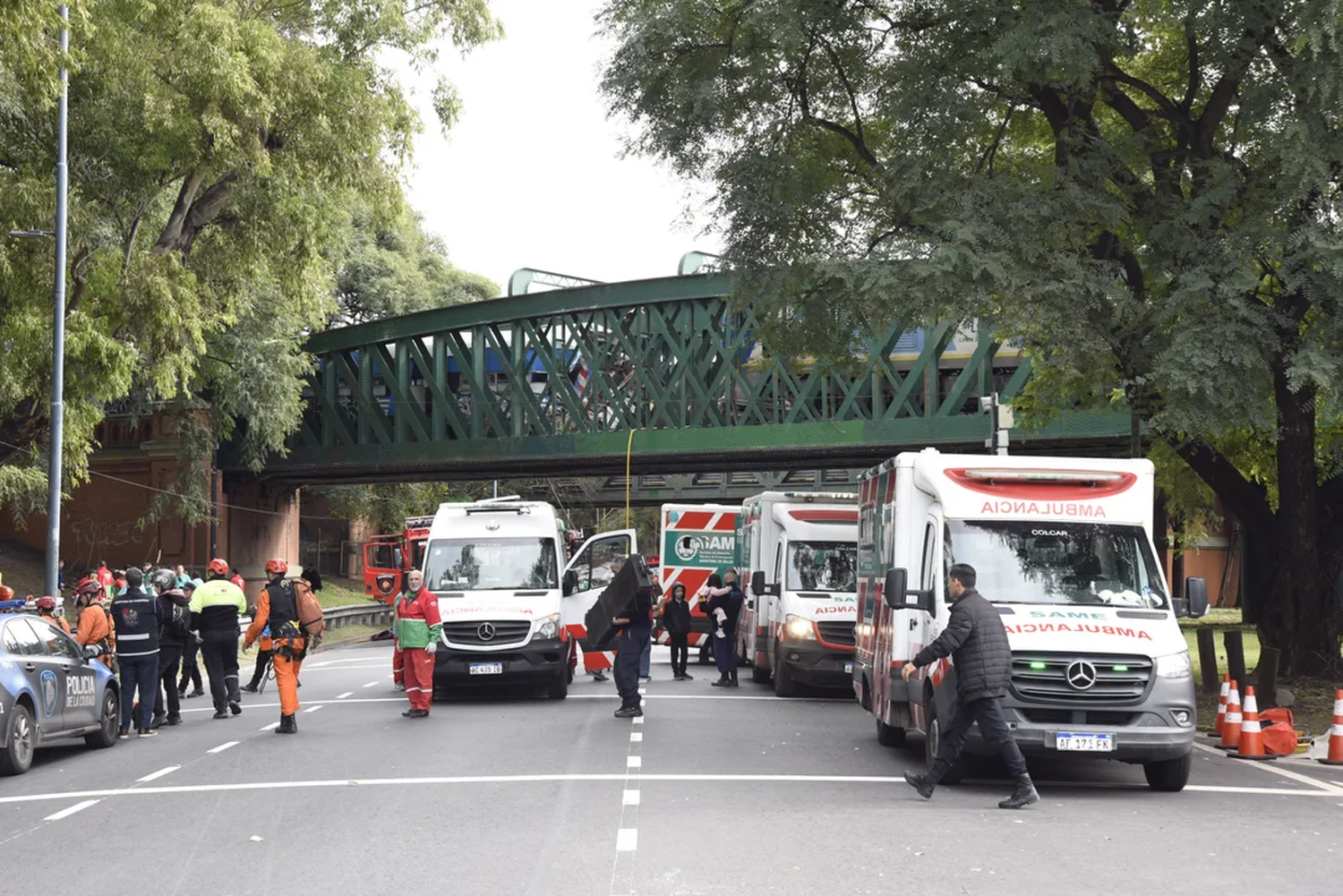 El accidente ocurrió a la altura del viaducto Palermo, sobre la avenida Figueroa Alcorta