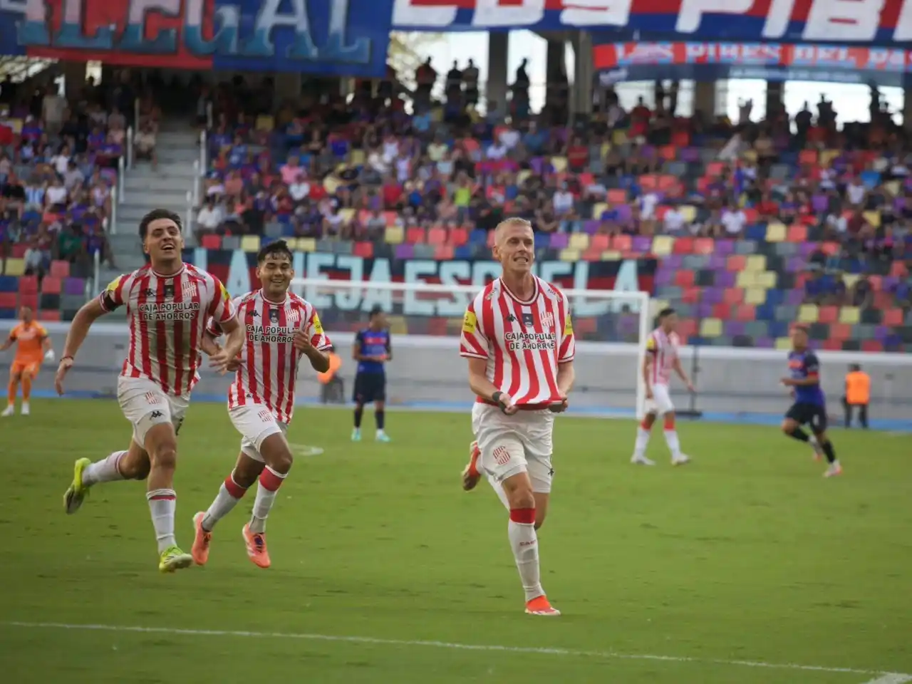 El chascomunense Luca Arfaras fue titular en el valioso triunfo de San Martín de Tucumán en Santiago del Estero
