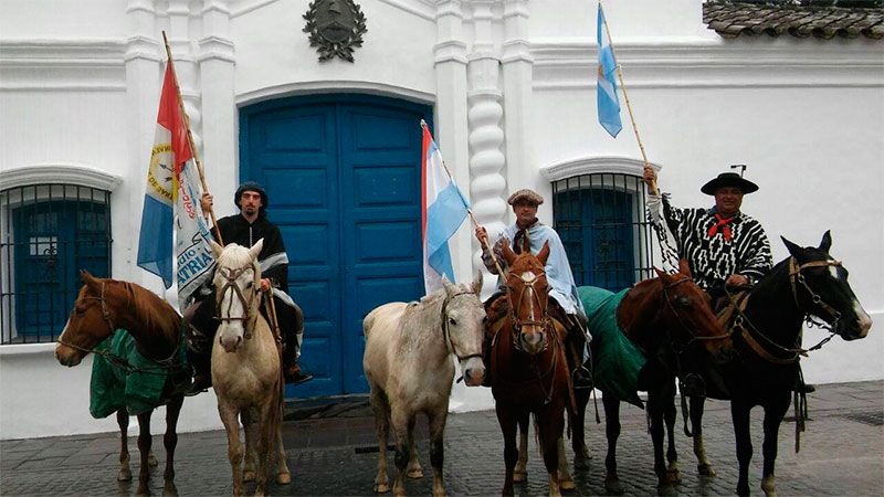 Llegaron a Tucumán los entrerrianos que cabalgaron por el Bicentenario