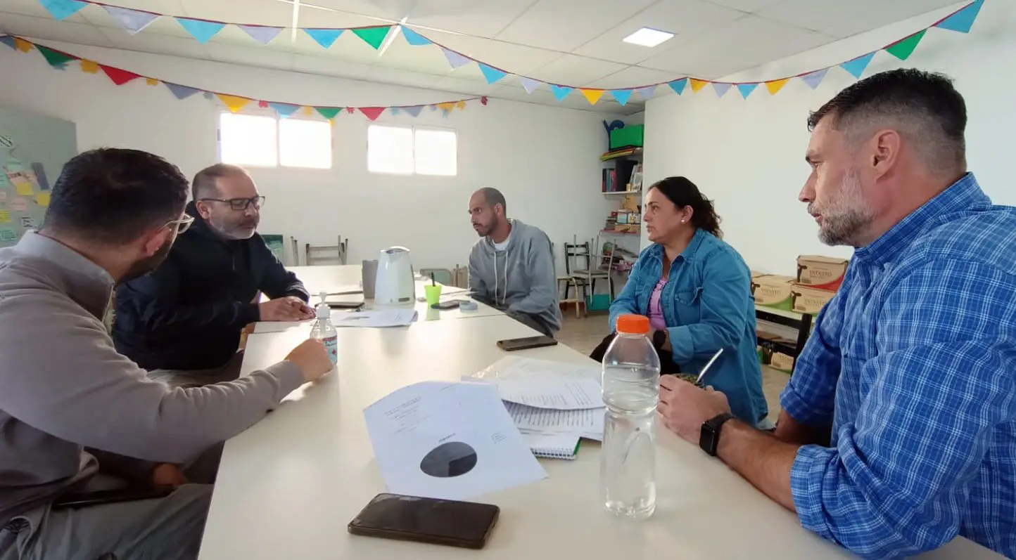 Reunión. Para coordinar los cursos