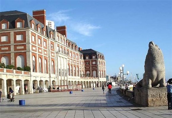 Mar del Plata acusó a Kicillof de “abandono” porque no empezó las obras de remodelación de la Rambla