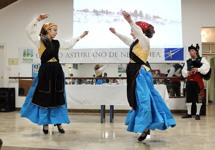 Ayuda del exterior al Centro Asturiano