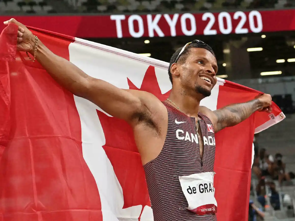 De Grasse se llevó el oro en los 200 metros