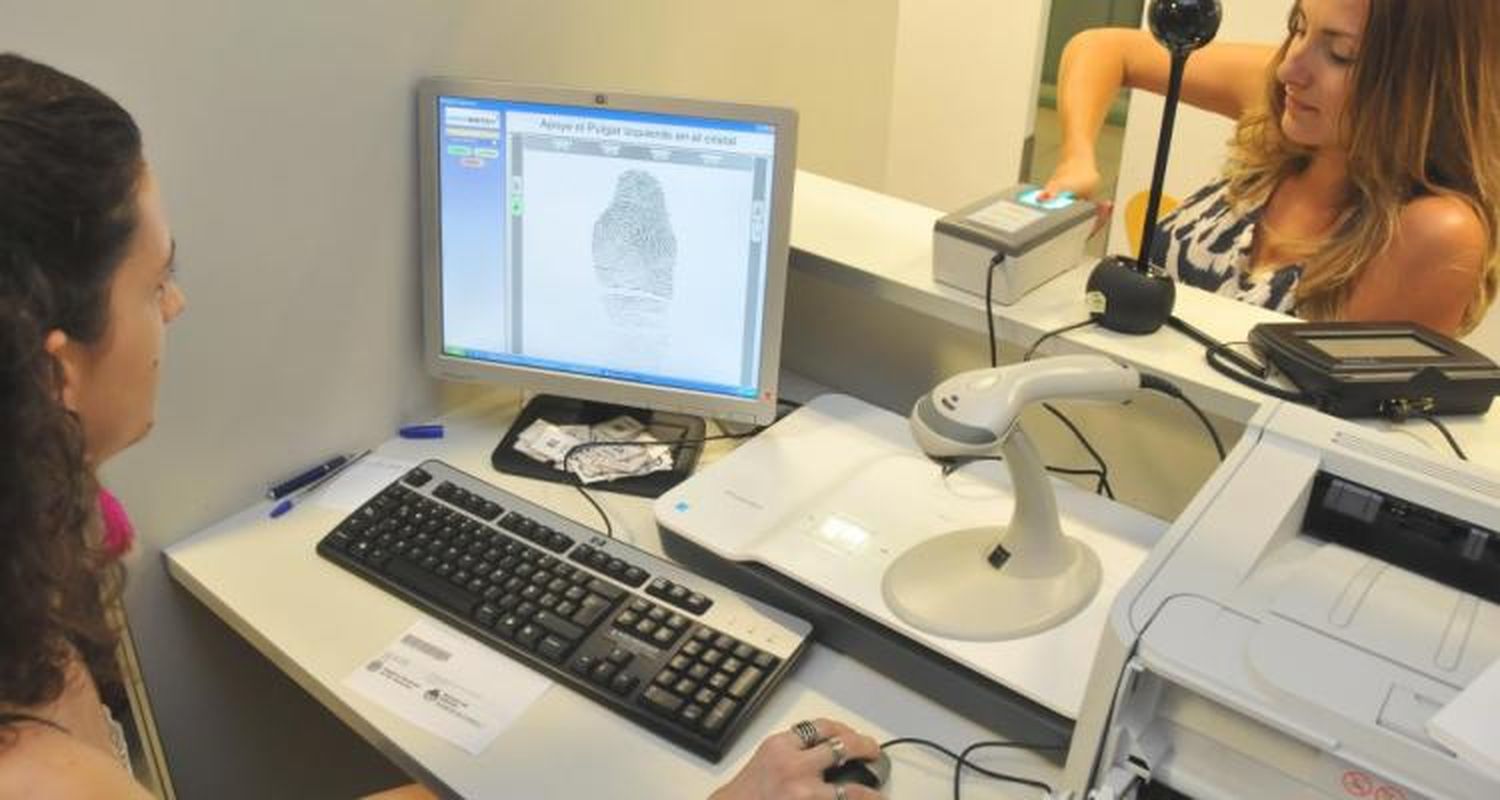 DNI: Tras denuncia de La Opinión, evalúan la entrega manual de turnos