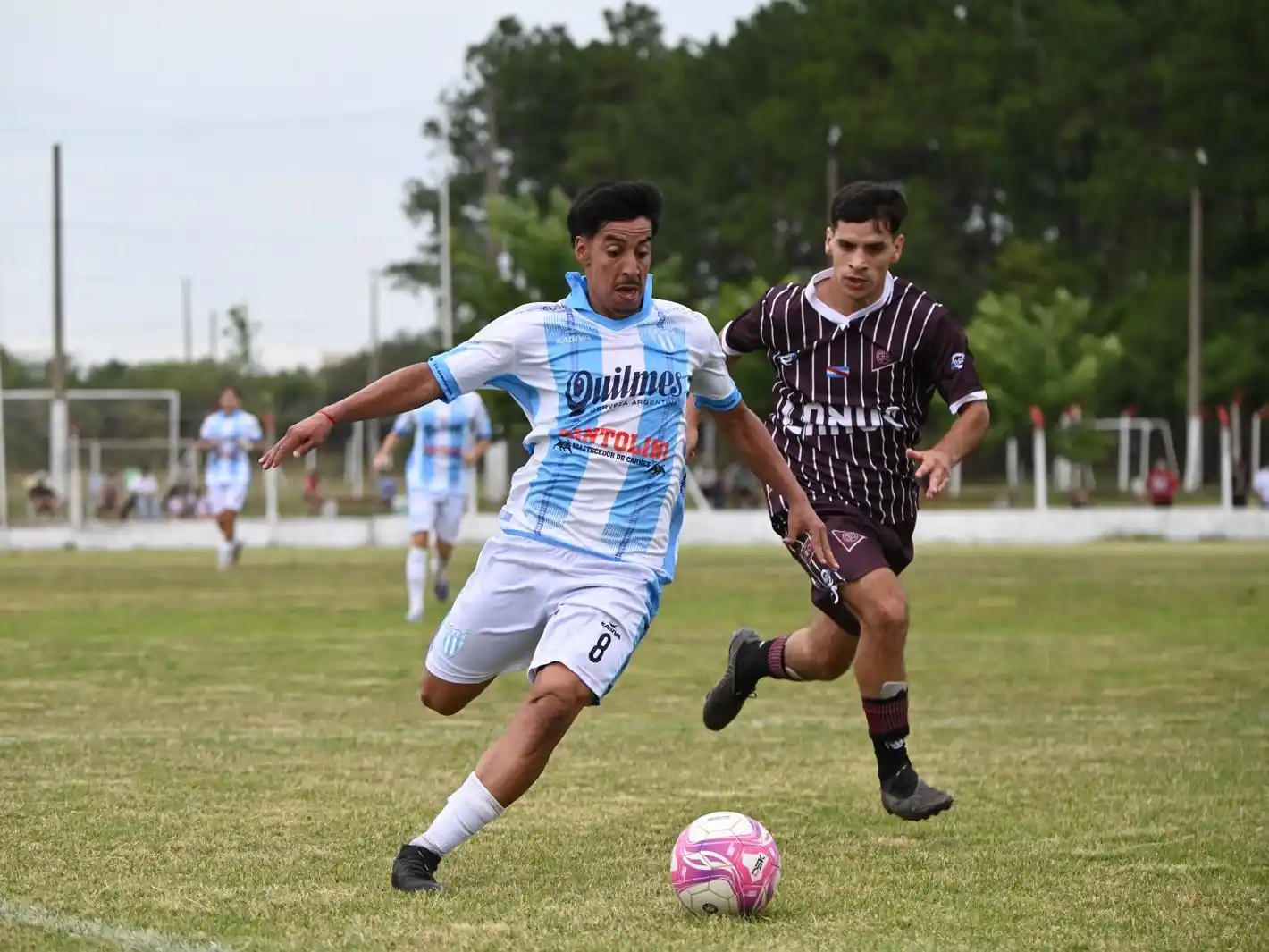 Juventud Unida visita a Defensores de Pronunciamiento por la ida de cuartos de final