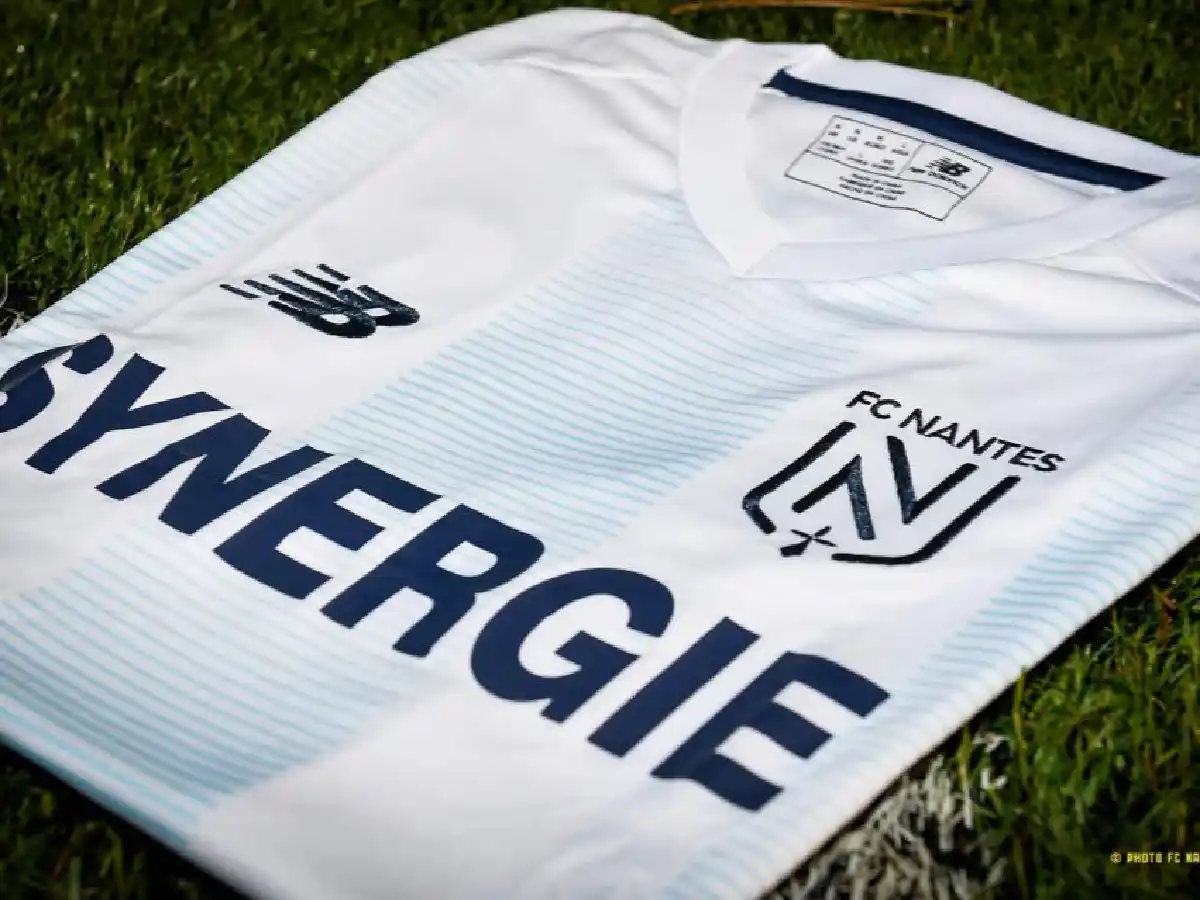 Nantes presentó a camiseta en homenaje a Sala [video]