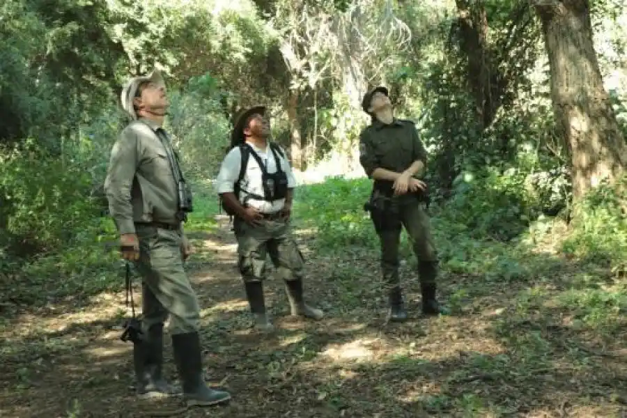 Naturalistas y ambientalistas recorrieron el Parque Nacional Islas de Santa Fe