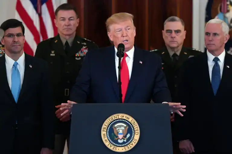 Donald Trump solicitó a las potencias que se retiren del pacto nuclear con Irán