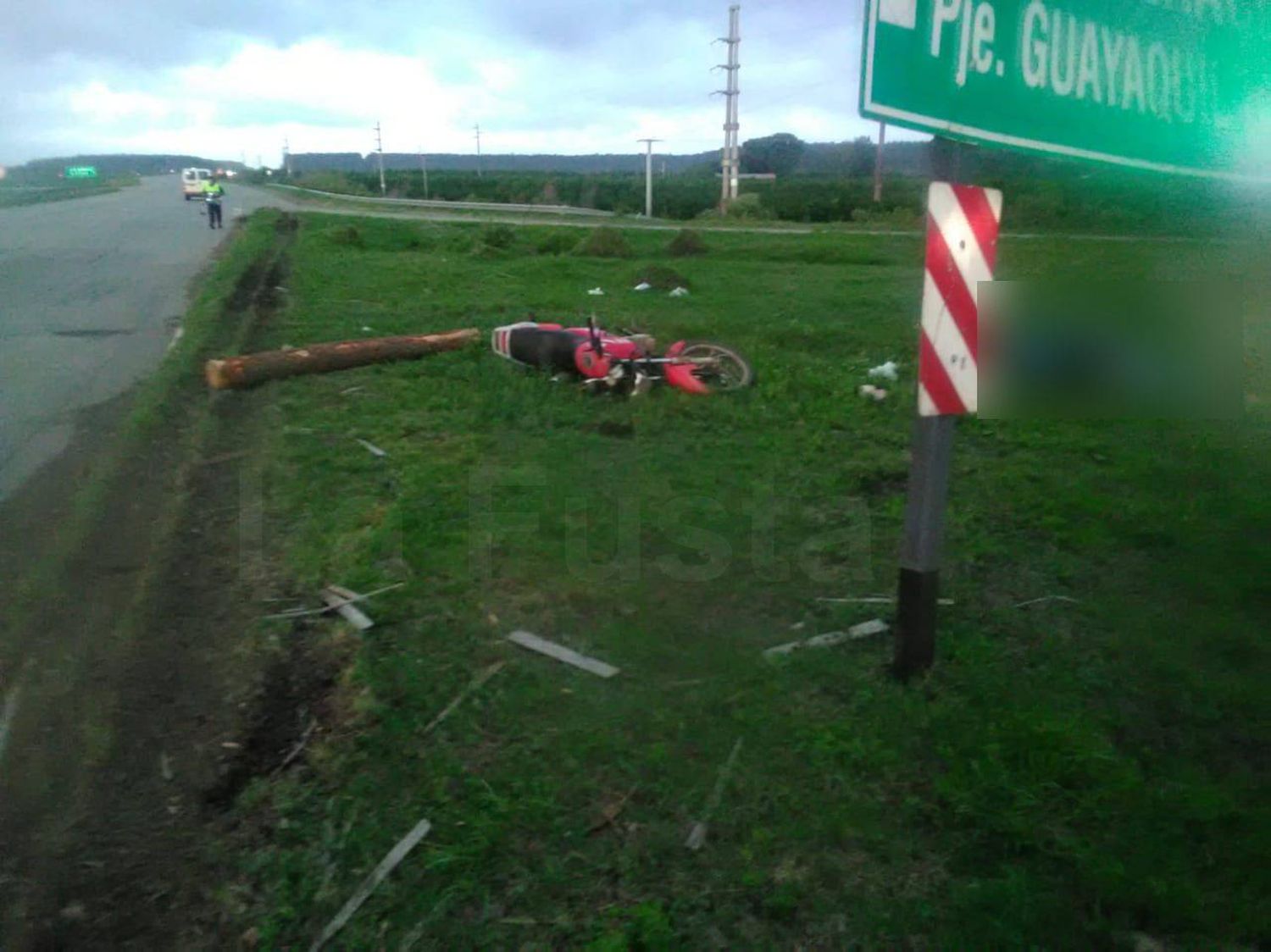 Motociclista chajariense fallece al chocar un cartel bajo una intensa tormenta