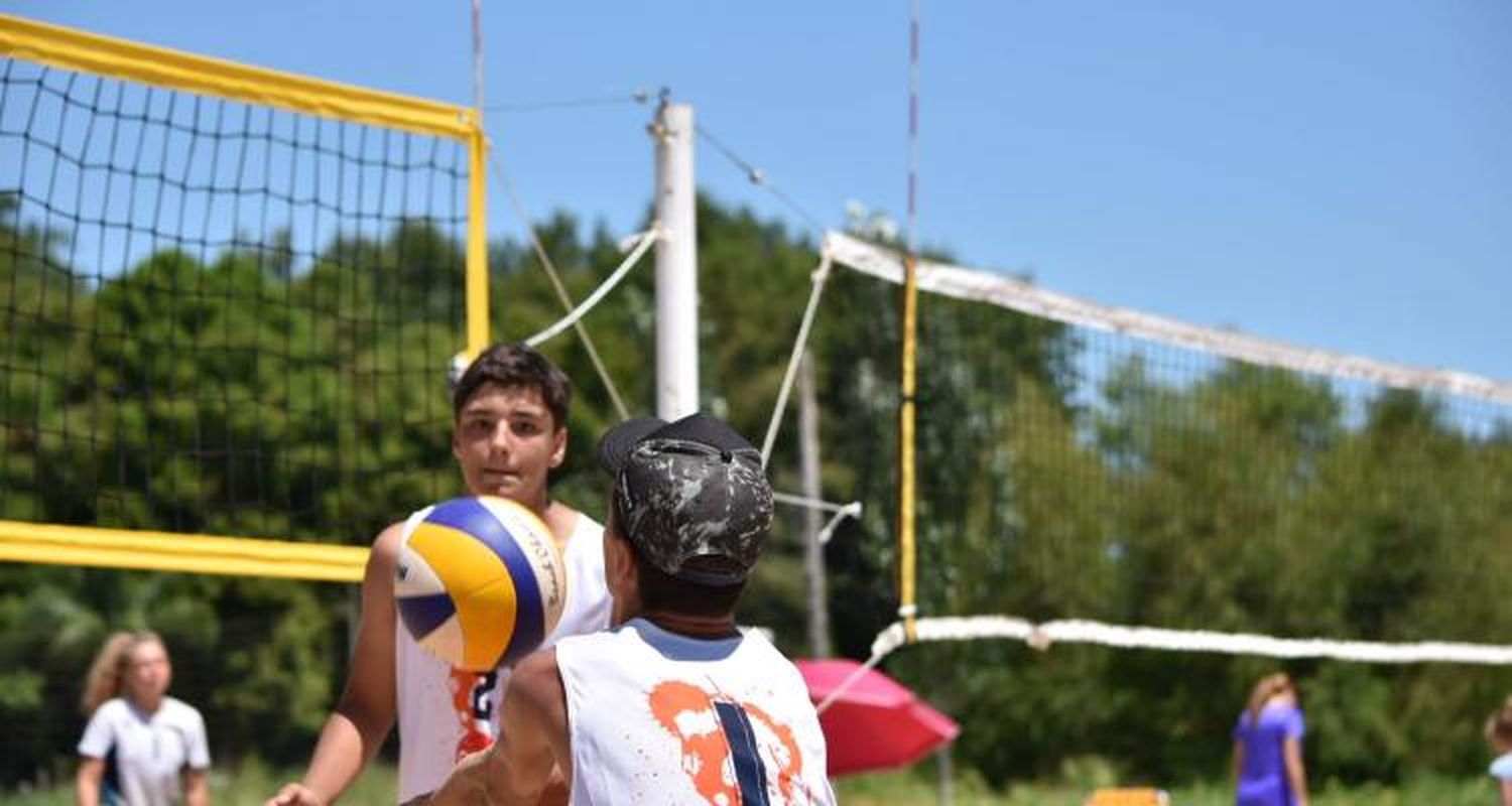 Náutico presentó varias duplas en la segunda fase del clasificatorio al Provincial de beach