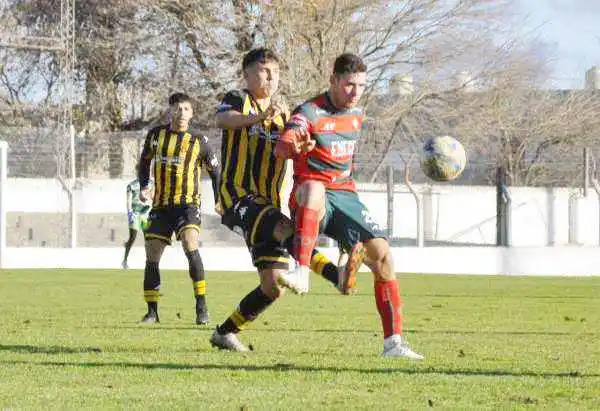 Círculo no lo pudo aguantar
y se quedó sin nada