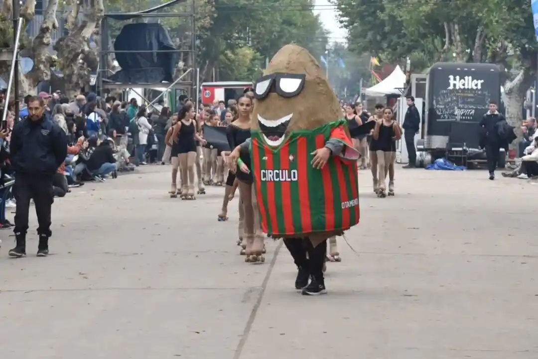El evento también contará con jornadas de campo, concursos de papas, desfiles y un tradicional baile de gala.