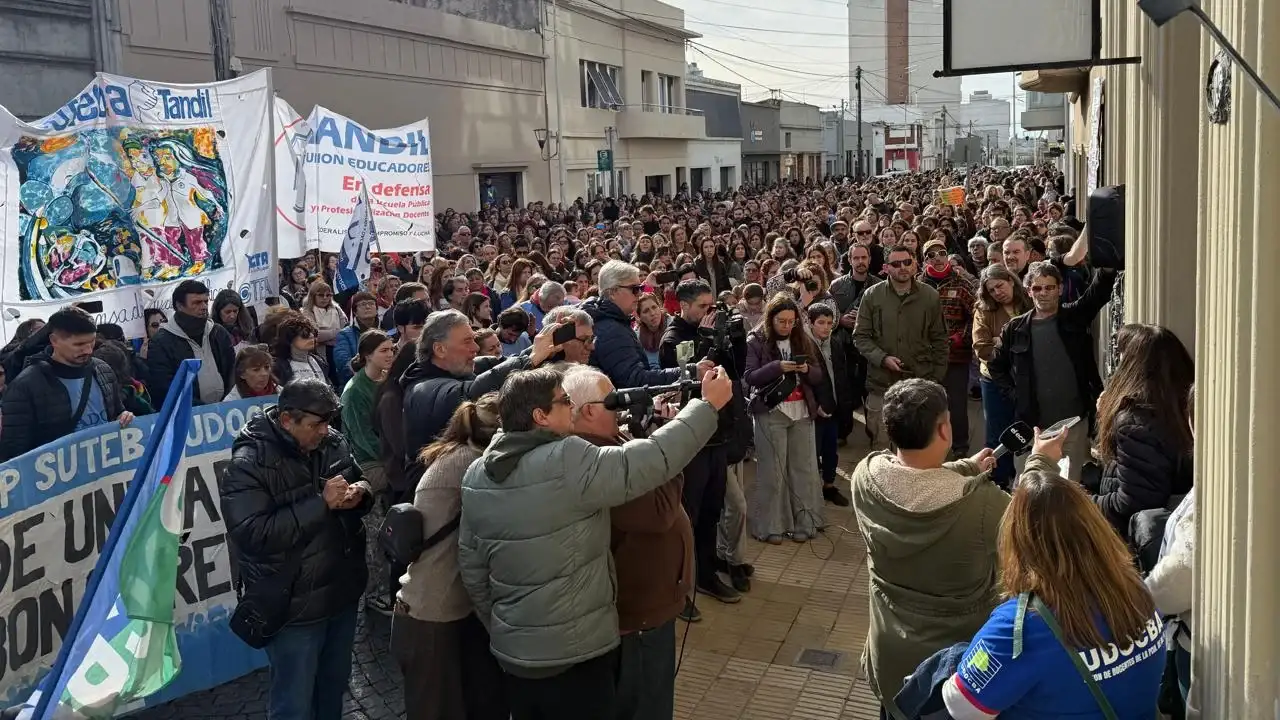 Gremios y autoridades definen protocolos tras el ataque al docente