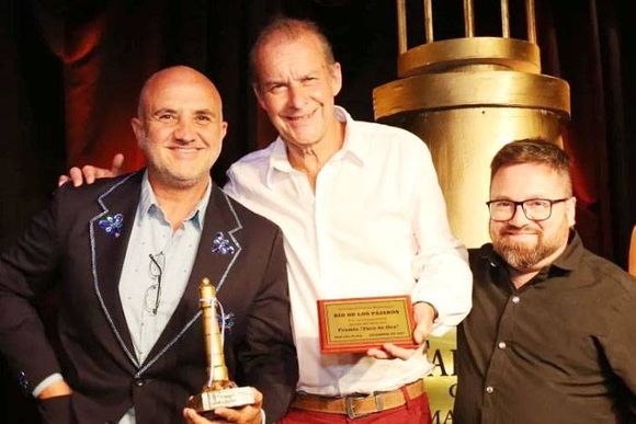 Premio Nacional Faro de Oro para  Paralelo Turístico TV, canal digital