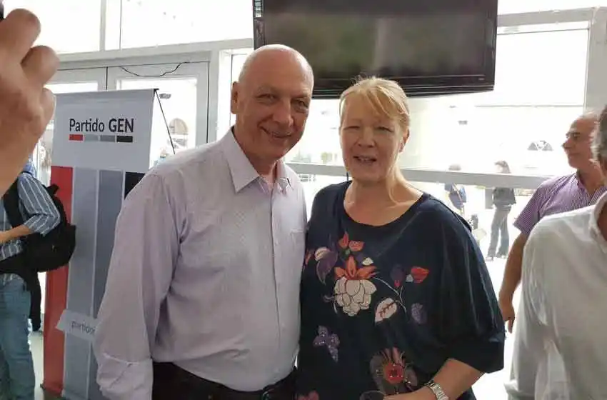 Bonfatti y Stolbizer juntos en el plenario nacional del Partido GEN