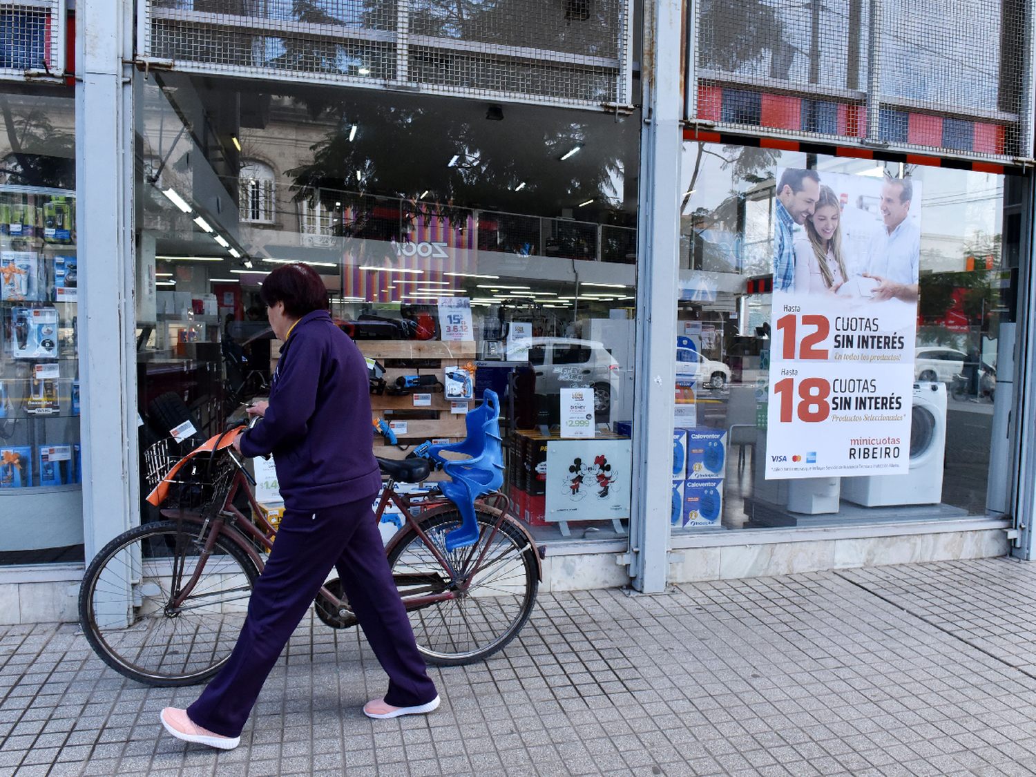 Ribeiro: dueño garantiza que no habrá despidos ni cierre de la cadena de electrodomésticos