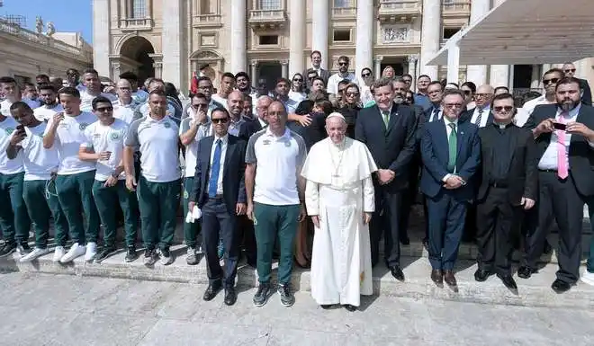 El Papa recibió al plantel de Chapecoense