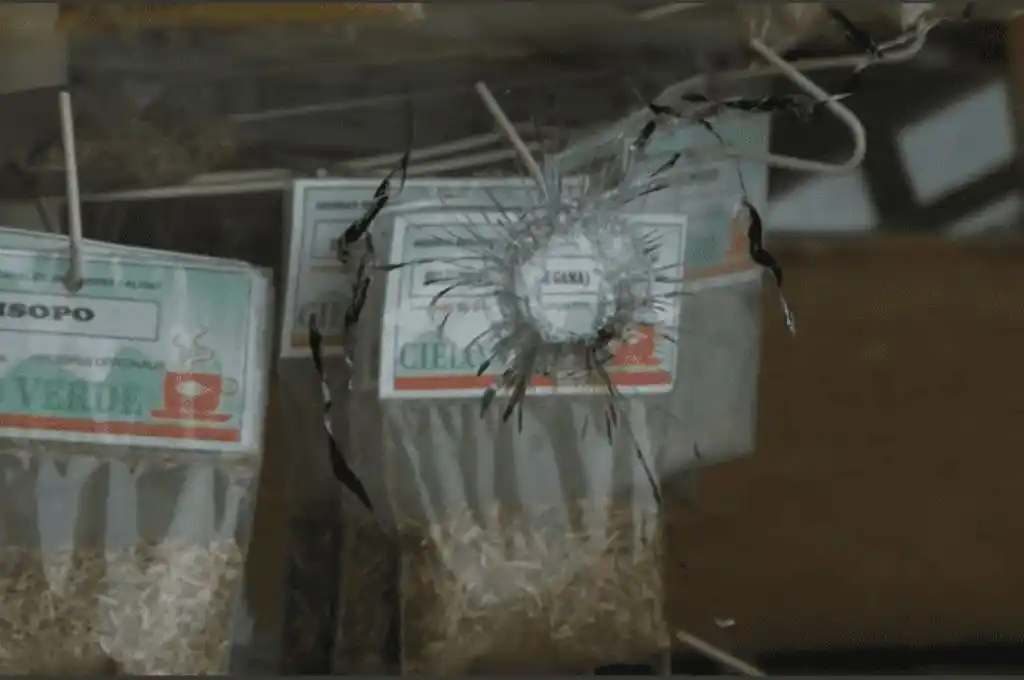 Balacera a una farmacia