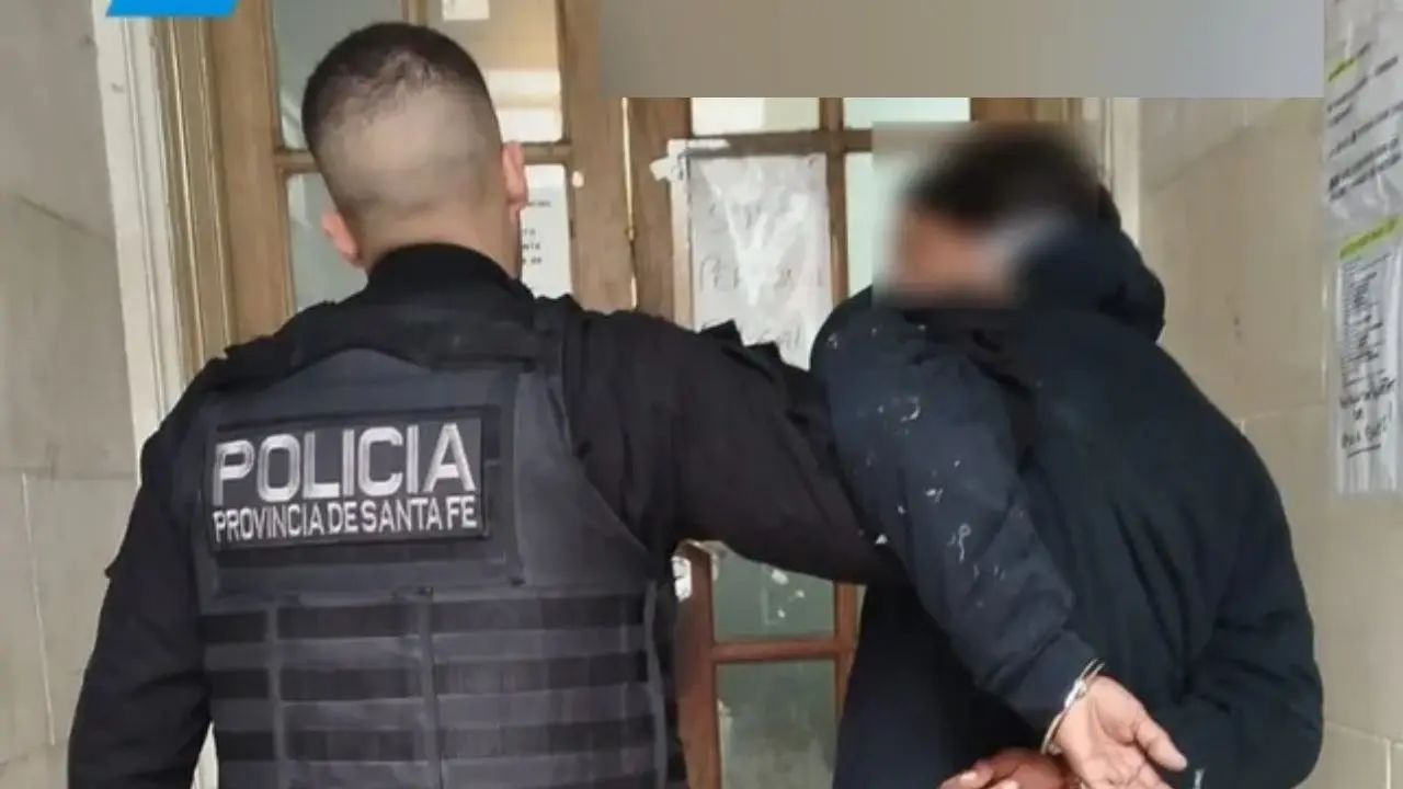 Detuvieron a un cuidacoches armado que exigía tarifa fija y atacaba autos a piedrazos