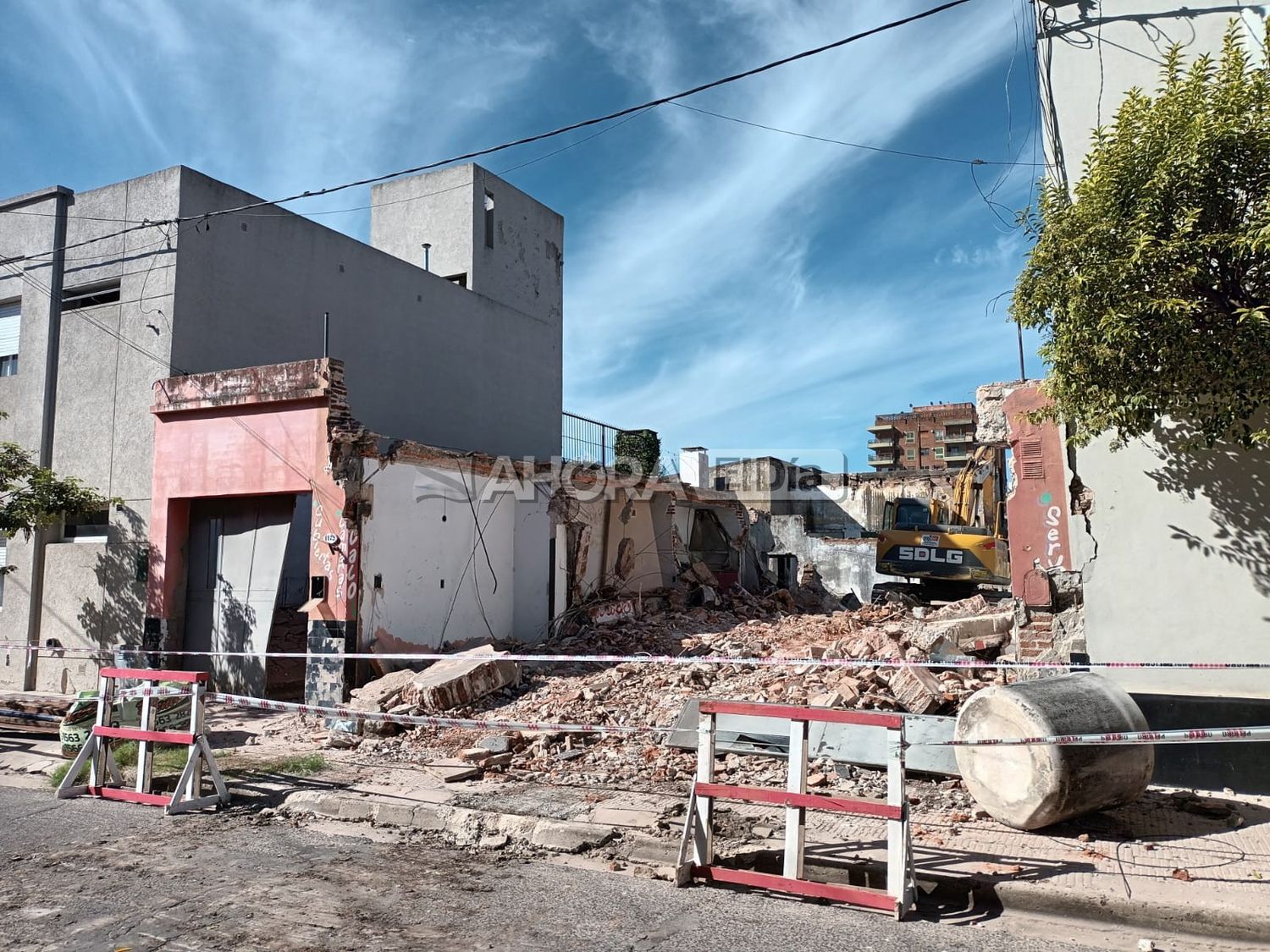 Derrumbe en pleno centro: cómo es el estado de salud del trabajador accidentado