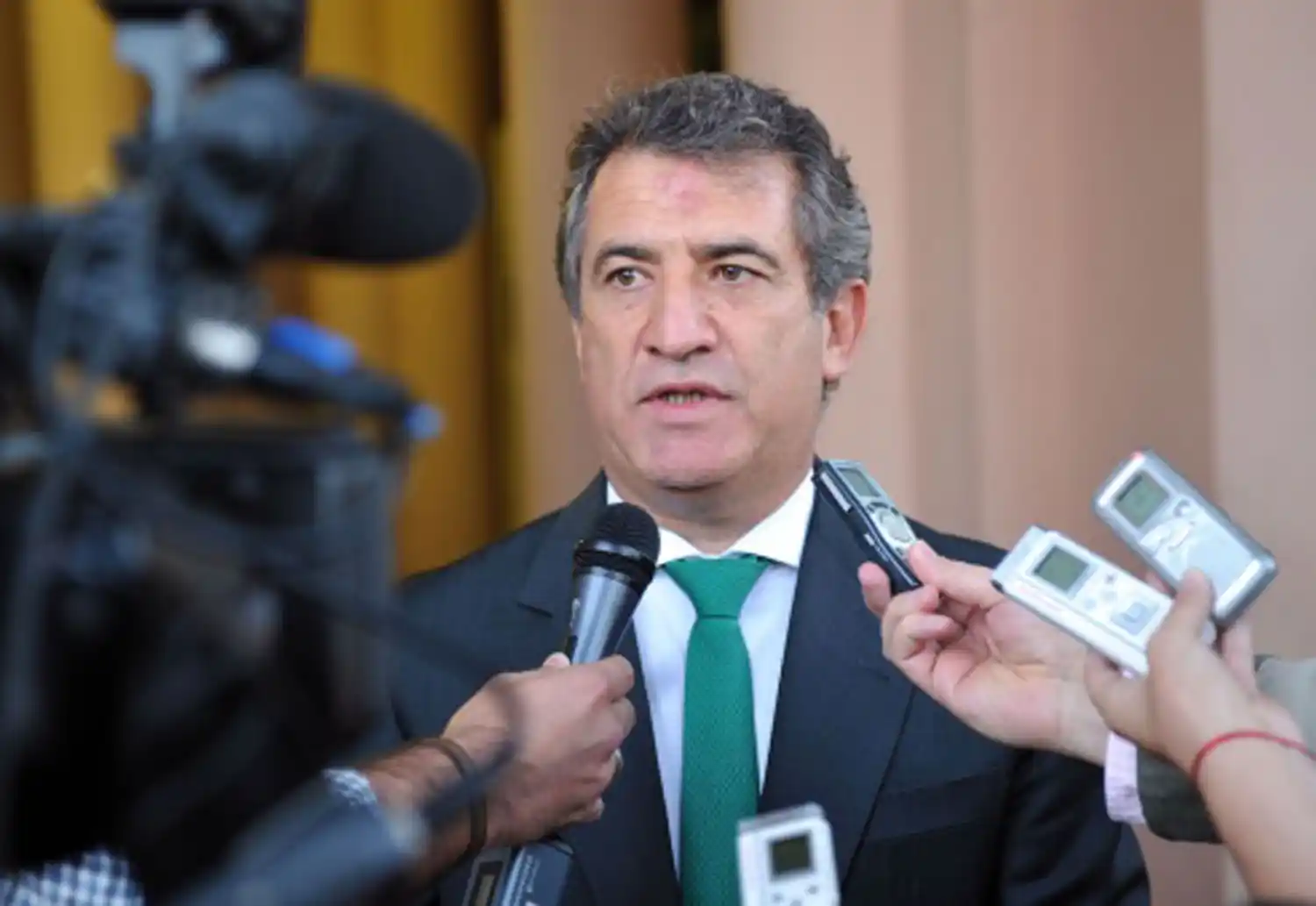 Desde Cambiemos piden que Urribarri deje la Legislatura