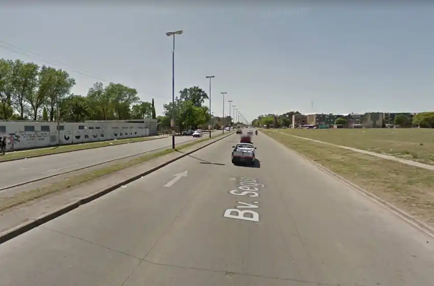 De película: robo, persecución y choque en Rosario