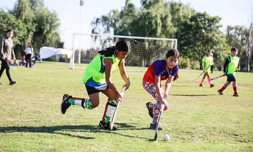 Organizan un nuevo Curso Virtual de Arbitraje de Hockey