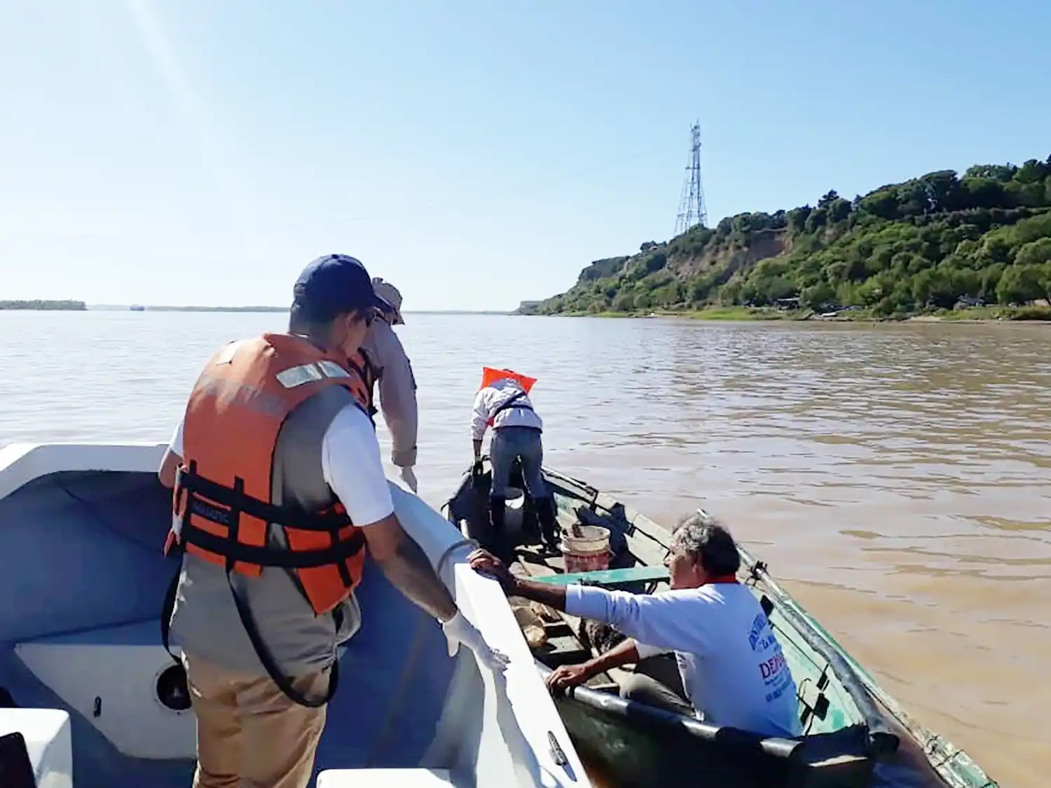 Entre Ríos y Santa Fe ya aplican la regulación conjunta de la pesca en el río Paraná