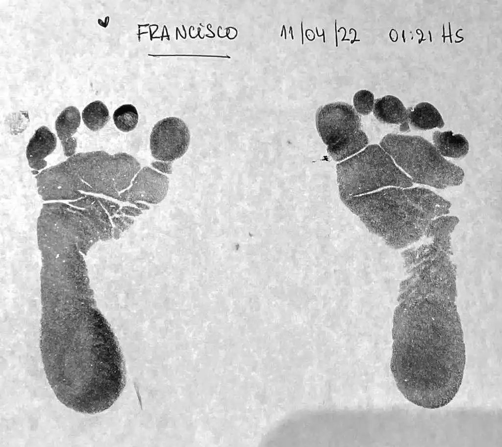 Huella plantar de Francisco Fernández Yáñez, el hijo del presidente y la primera dama Fabiola Yáñez.