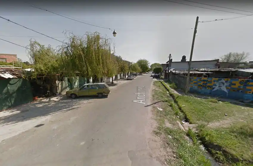 Bomberos rescataron a tres menores de un incendio en su vivienda