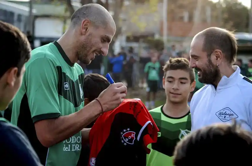 El Patón Guzmán reveló que «el deseo es volver a Newell’s»