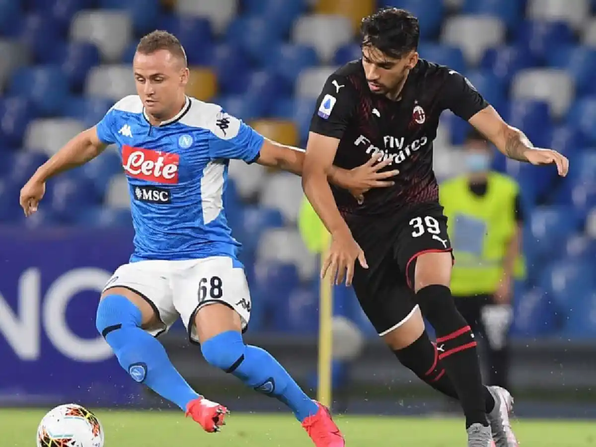  Napoli y Milan quedaron a mano