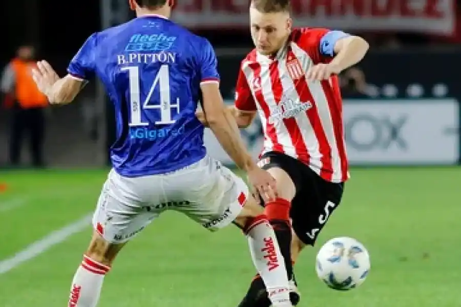 Unión SF  empató en La Plata por la LPF