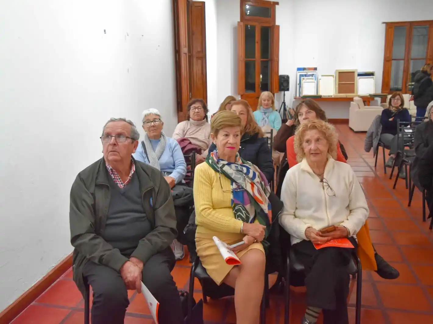 Capacitación en Ciberdelitos para Adultos Mayores en el Museo Quirós