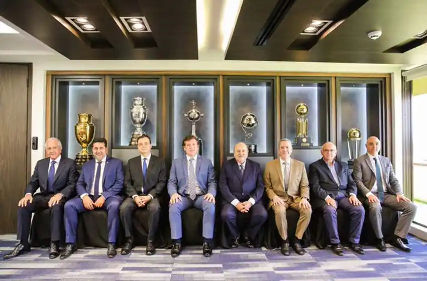 Cumbre de presidentes semifinalistas en Asunción