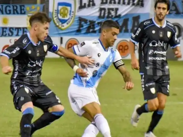 Soloa y Albertengo, piezas claves en la estructura futbolística de la Crema.Foto: Prensa Temperley