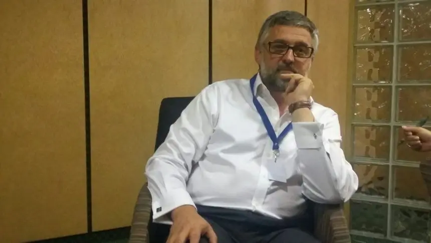 Villegas: «Si Baradel va a hacer campaña, que sea con los chicos en las aulas»