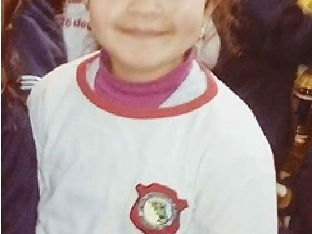 Camila tiene las córneas dañadas y necesita ayuda para un trasplante