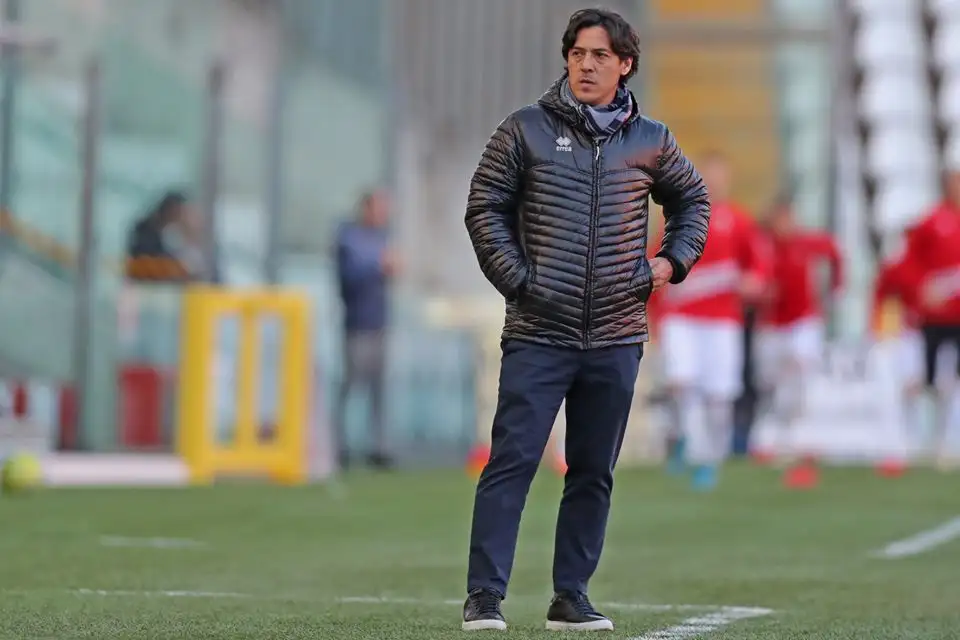 Camoranesi, alejado del “círculo de alcahueterías”