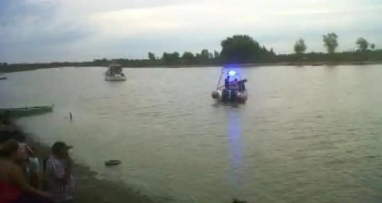 Prefectura buscaba a niña desaparecida en el río