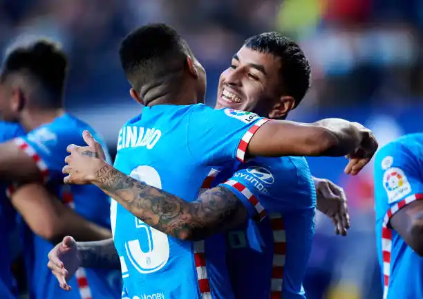 Atlético de Madrid goleó a Osasuna y respira Simeone