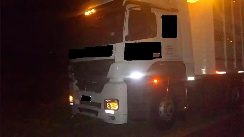 Un camión embistió a hombre que «se atravesó» en la Ruta 32