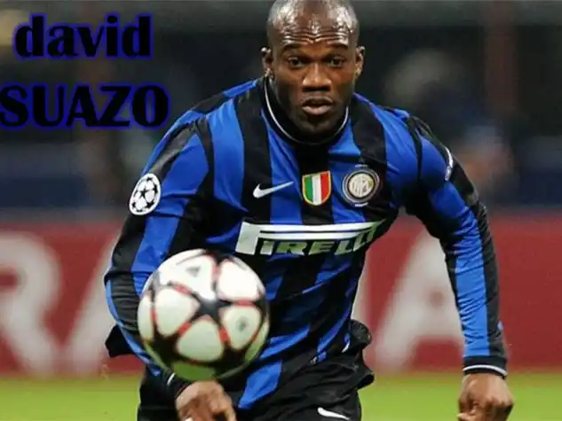 Algunos futbolistas hondureños que han brillado en el extranjero