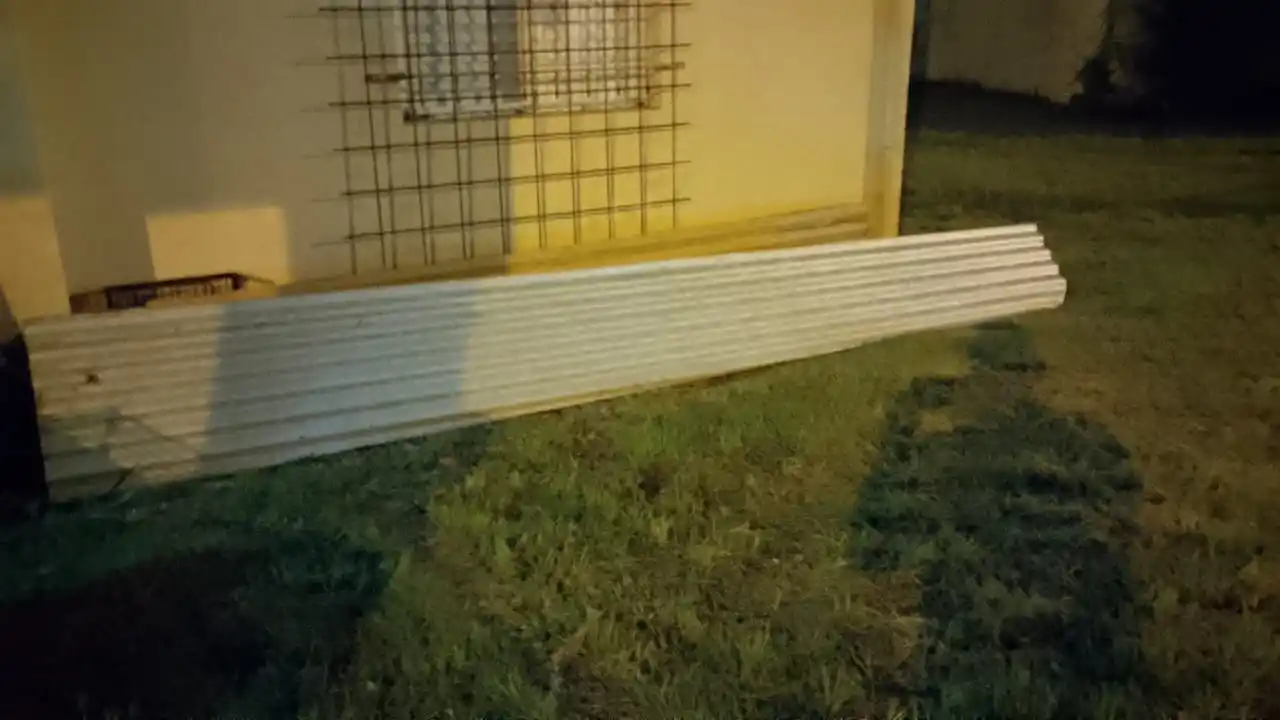 ¿A quién se le volaron las chapas? Secuestraron un par "abandonadas" en una vereda