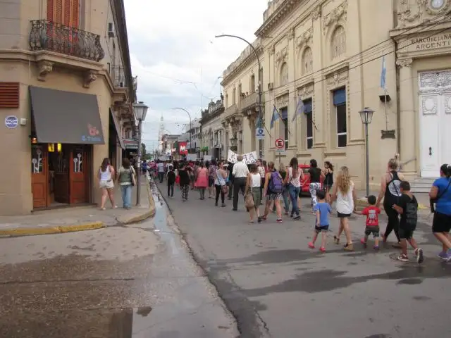 Importante movilización por el 8 de marzo 