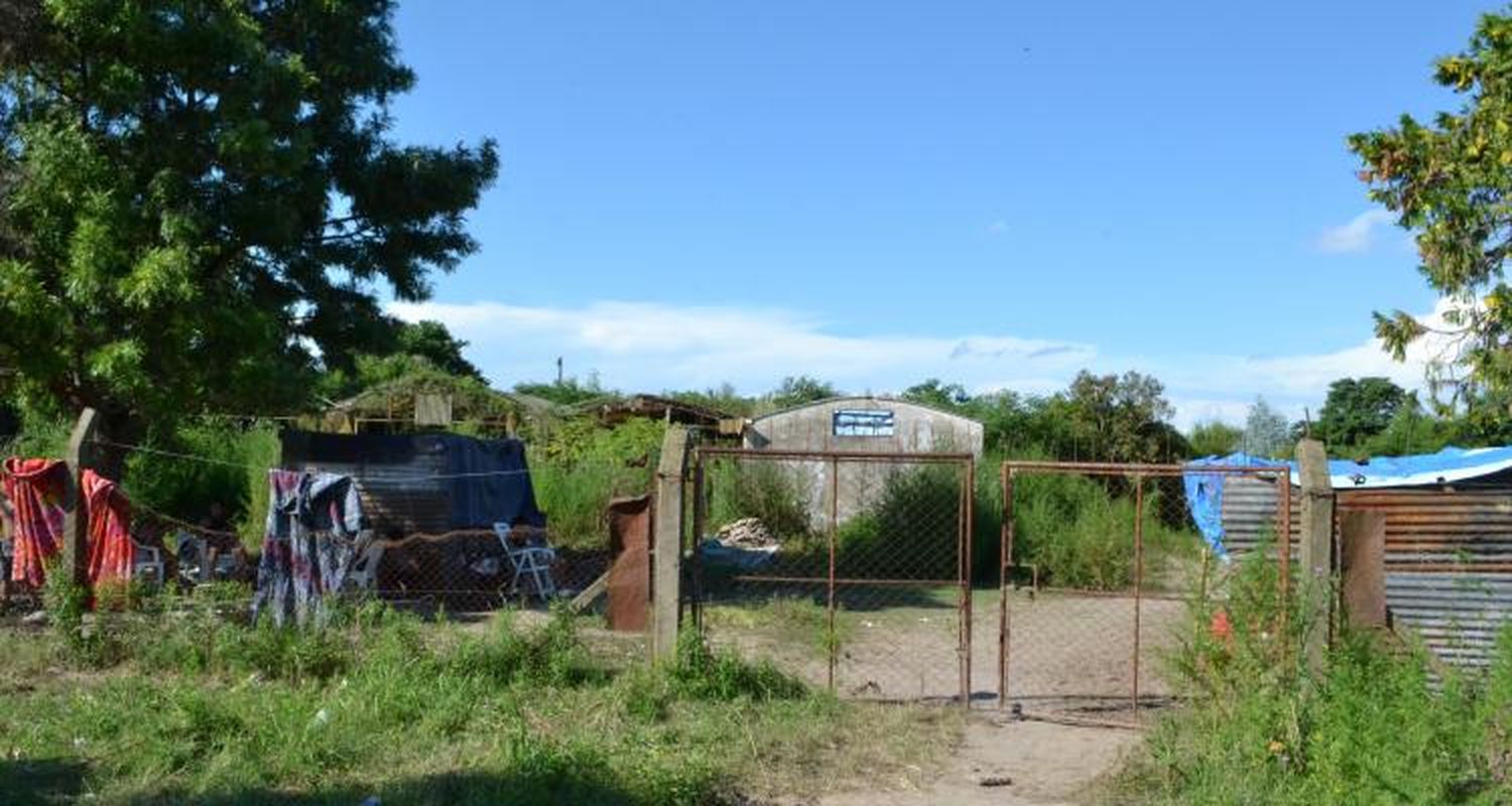Usurpaciones: Spirópulos pidió una cautelar para que haya desalojo urgente en el terreno de Güemes y 35 bis